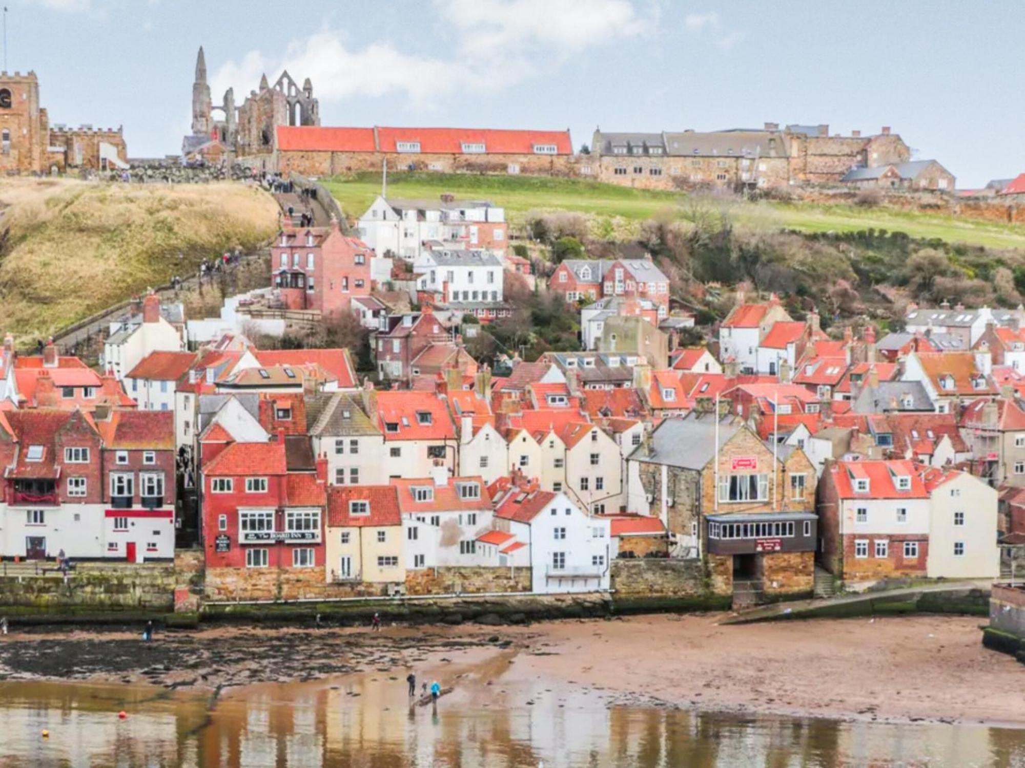 Sands * Whitby